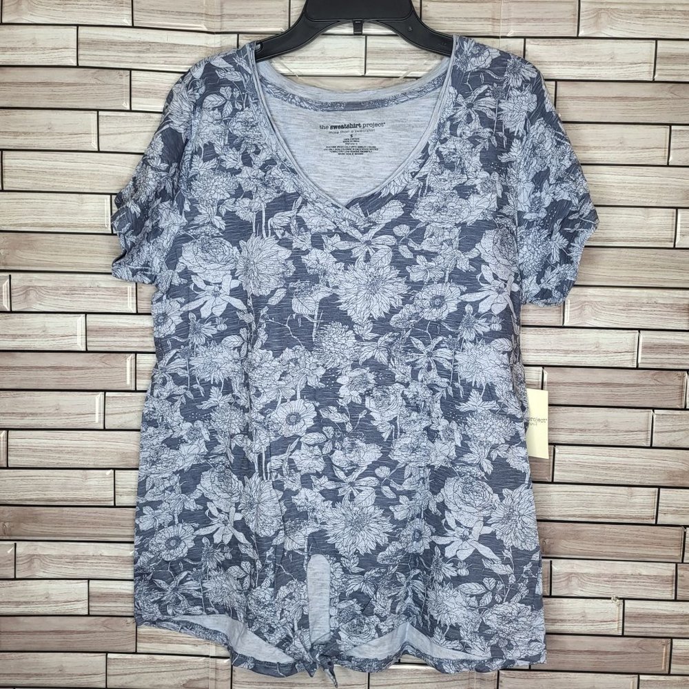 New Sweatshirt Project Women's Small Shirt Blue Floral Blouse Short Sleeve Top
